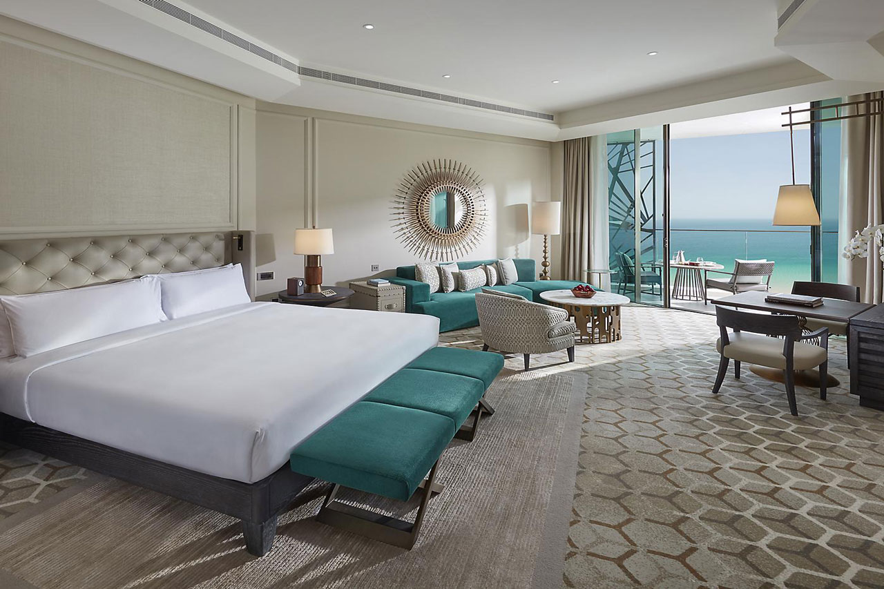 Mandarin-Oriental-Dubai-Jumeirah-Reiss-Reisen-dubai-room-deluxe-sea-view-king