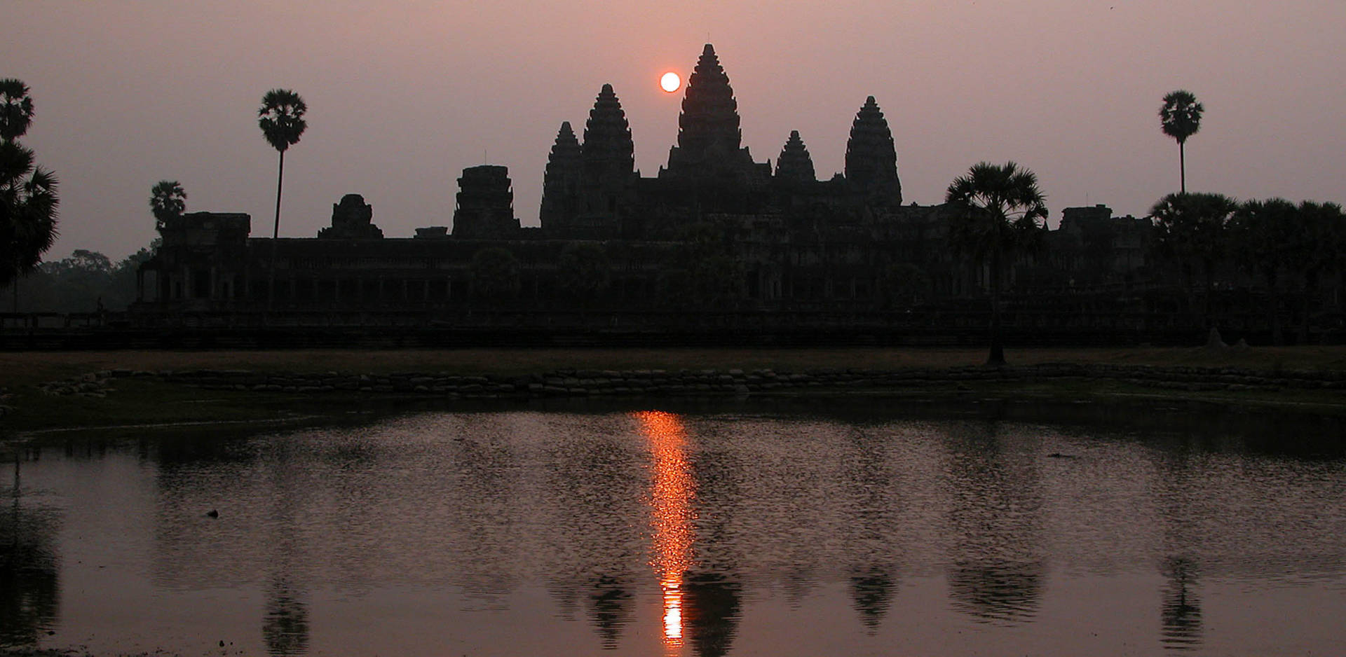 Angkor-Wat-Sunrise-Kambodscha-Reiss-Reisen-Luxusreisen