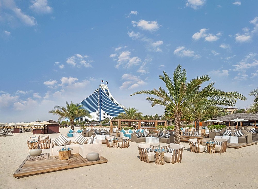 Strandlounge-Jumeirah-Beach-Hotel-Reiss-Reisen