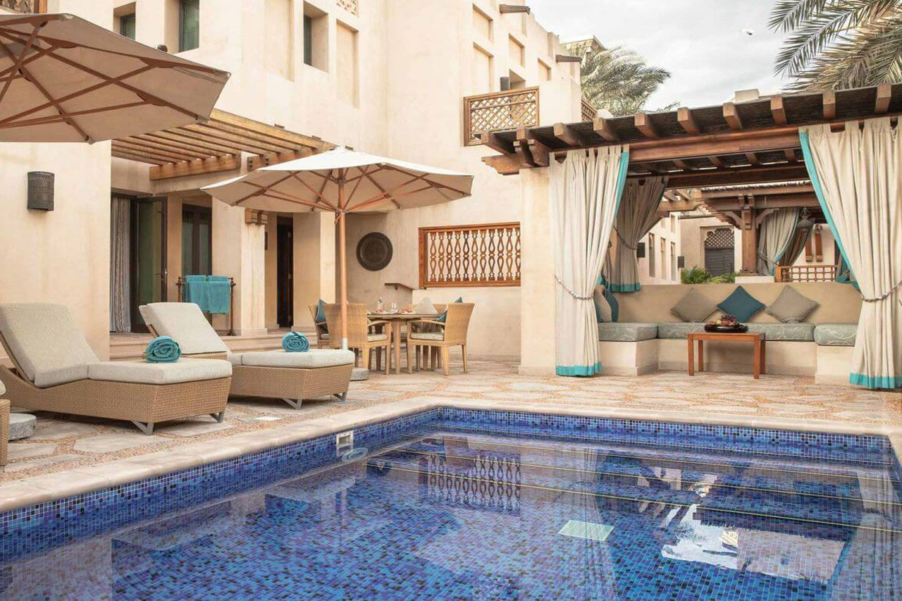 Madinat-Jumeirah-Dar-A-Masyaf-Reiss-Reisen-Dubai-Villa-Pool